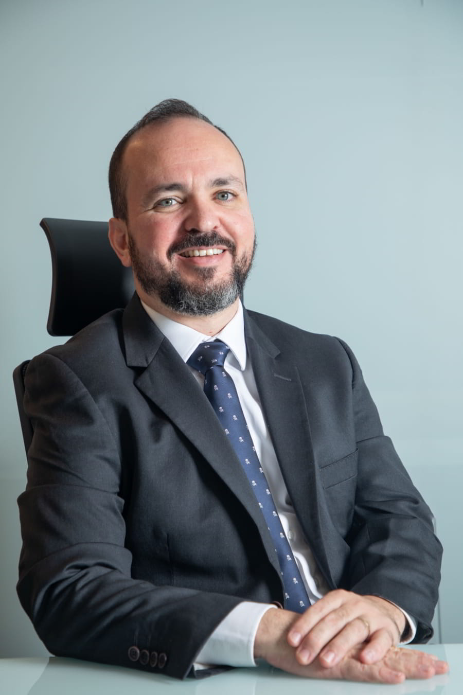 Dr. Davi Paluello